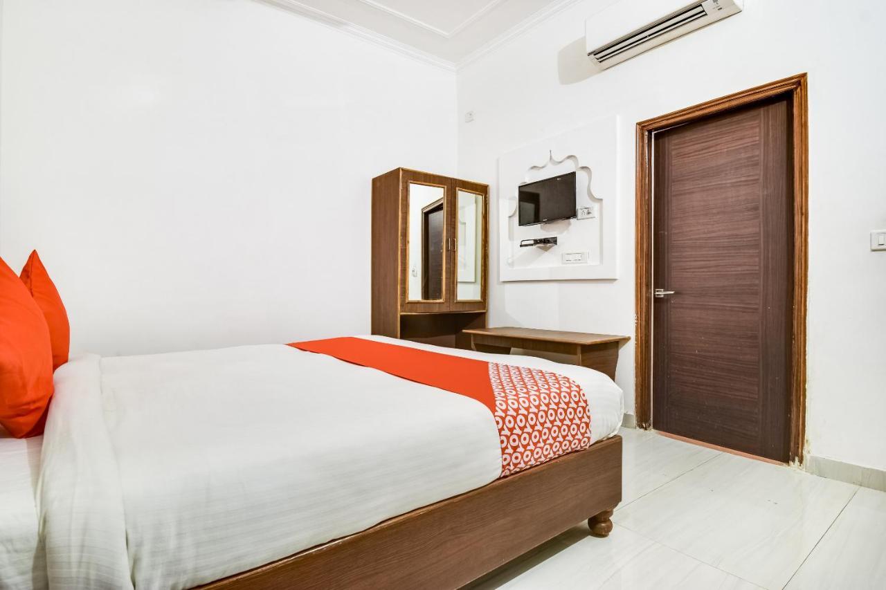 Capital O 23129 Chelsea Palace Ξενοδοχείο Κχατζουράχο Εξωτερικό φωτογραφία