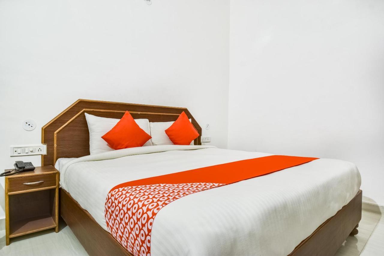 Capital O 23129 Chelsea Palace Ξενοδοχείο Κχατζουράχο Εξωτερικό φωτογραφία